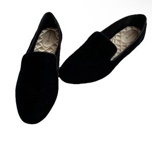 Birdies The Starling Flats Velvet Almond Toe Slip-On Loafers